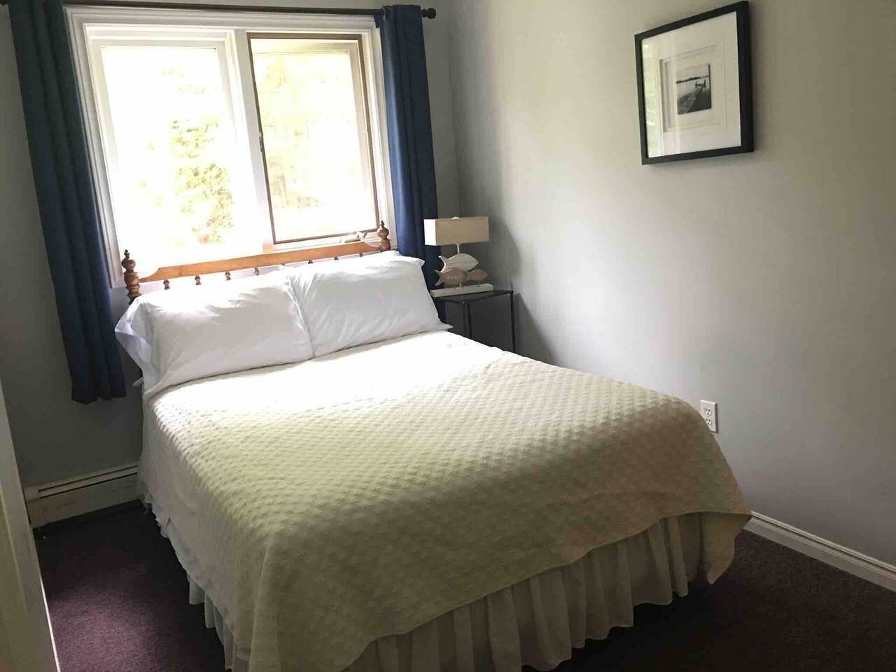 2 Bedroom Waterfront Cottage