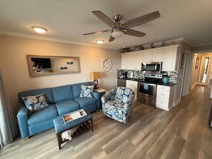 Smart TV, Netflix, Hulu, streaming services - Luxury Direct Ocean Front View Condo! Also see #4608714-next door.HHI STR#058052 (Hilton Head Island)