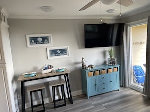 Interior - Luxury Direct Ocean Front View Condo! Also see #4608714-next door.HHI STR#058052 (Hilton Head Island)