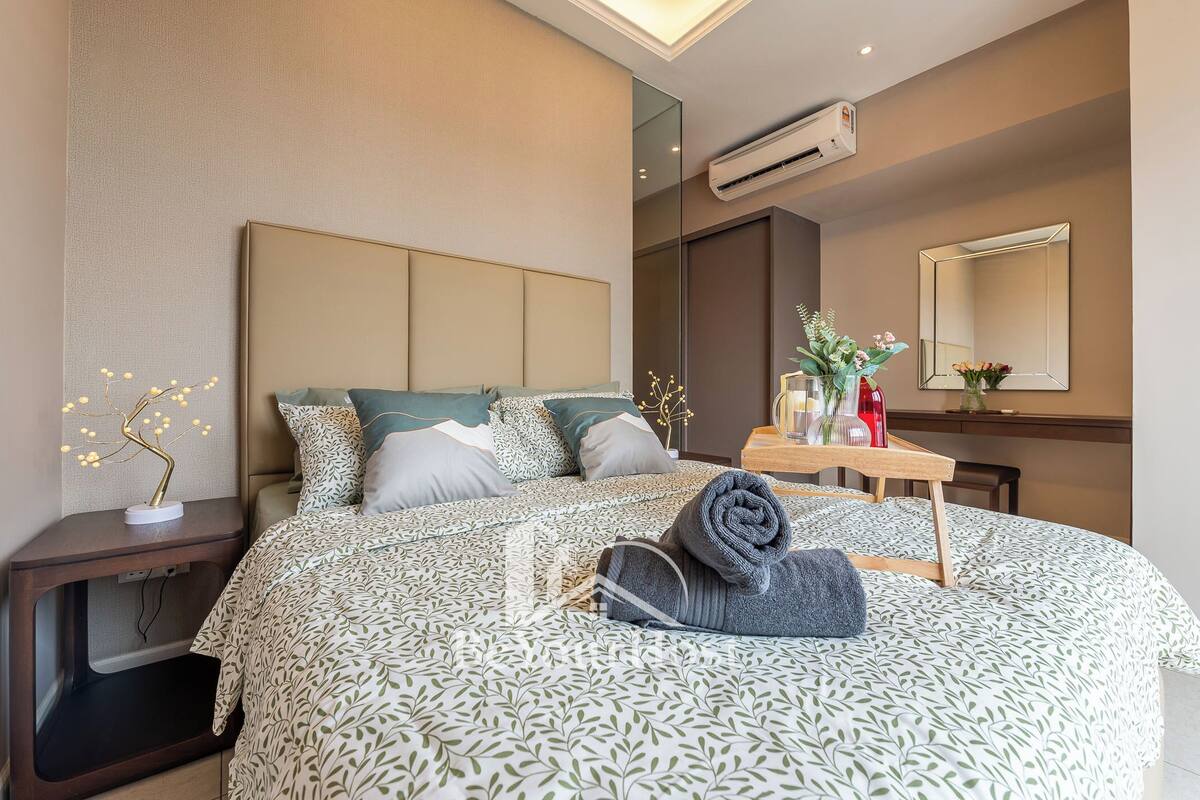 Studio Comfort, hot tub | Seprai premium, meja kerja, dan ruang kerja ramah laptop