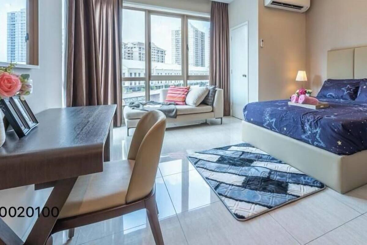 Studio Standar, hot tub | Seprai premium, meja kerja, dan ruang kerja ramah laptop