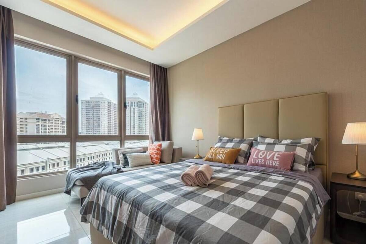 Studio Suite, hot tub | Seprai premium, meja kerja, dan ruang kerja ramah laptop