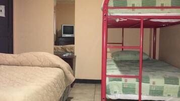 Economy Double or Twin Room, 1 Queen Bed, Accessible, Non Smoking | Down duvets, in-room safe, blackout curtains, soundproofing
