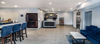 Days Inn & Suites by Wyndham Horn Lake/Memphis Graceland