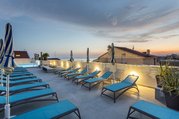 Sun deck - Ringo Apartments (Podstrana)