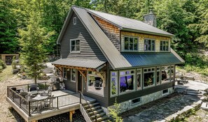 Exterior - Incredible 6 bdrm luxury!! 310' of Frontage! AC! Sunsets! (Rosseau)