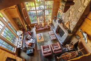 TV, peis og stereoanlegg