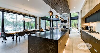 Incredible Modern 6 bdrm, 5 bath Open-Concept Cottage on Lovely Lake of Bays!