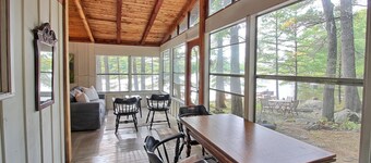 Charming 3 bdrm Cottage + 3 bdrm Guest House on Muldrew Lake!