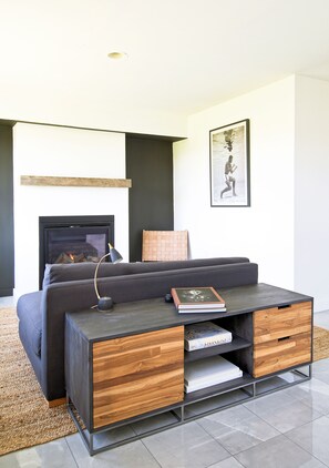 Interior - Modern Copake Falls Getaway (Copake Falls)