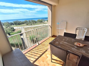 Dining - BEL APPARTEMENT TRAVERSANT AVEC VUE MER (LE CAP D AGDE)