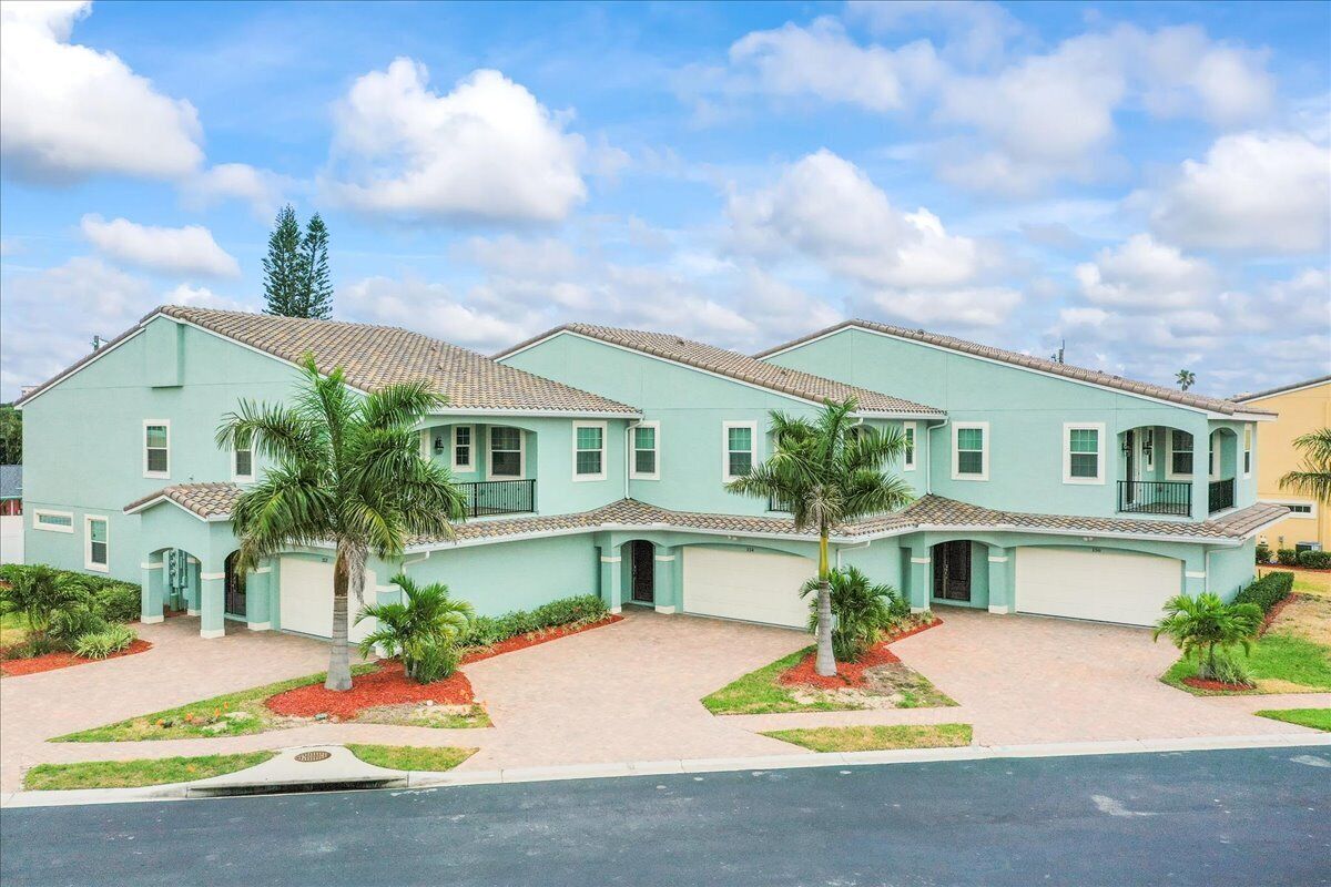 Fortebello Beachside 154 - quaint Beachtown near SpaceCoast