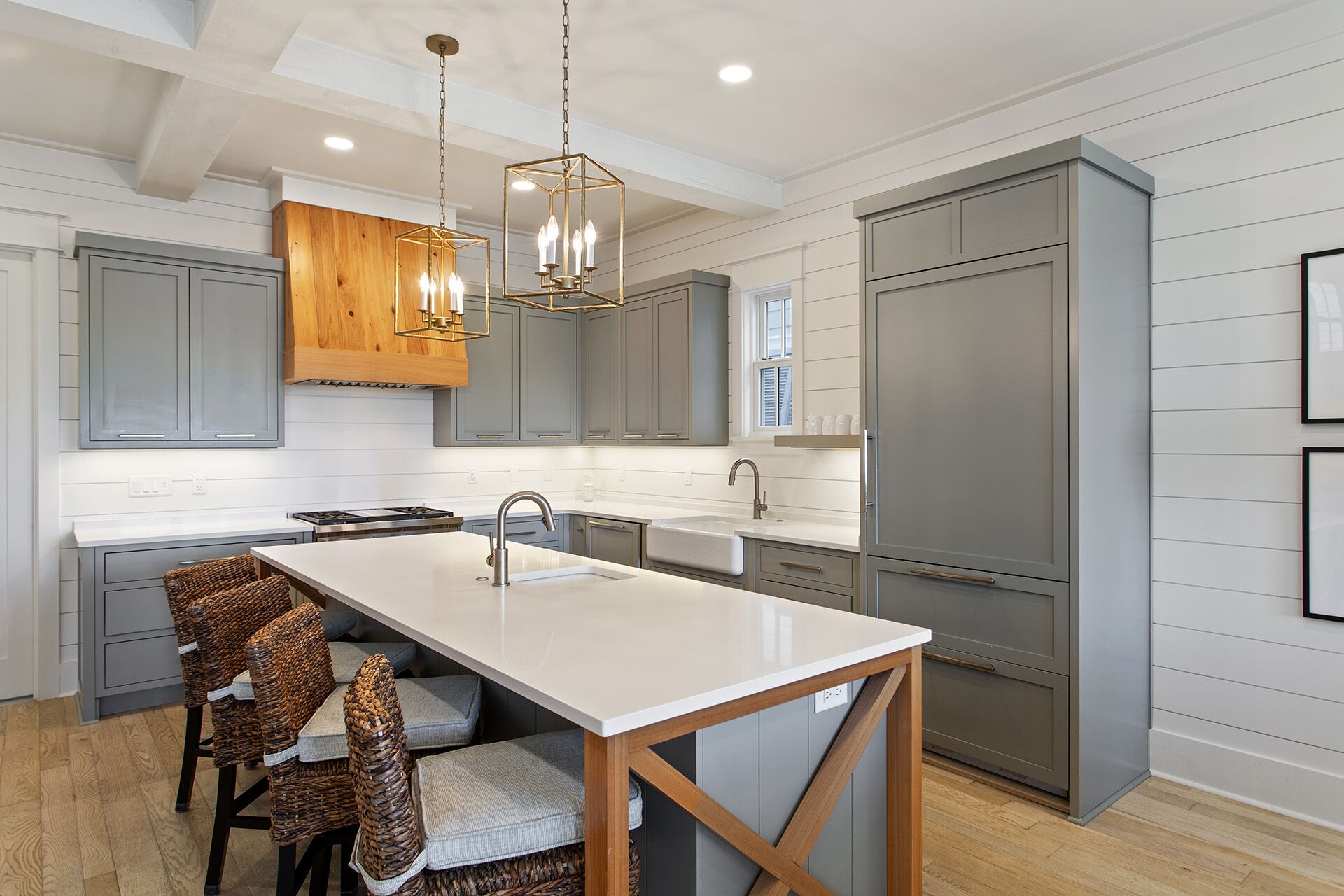 Grayt Lake - Lake Front with Dock, Comp Bikes, Pool, Outdoor Game Room!