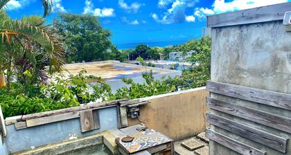 Jay’s home by the beach and rainforest couples retreat