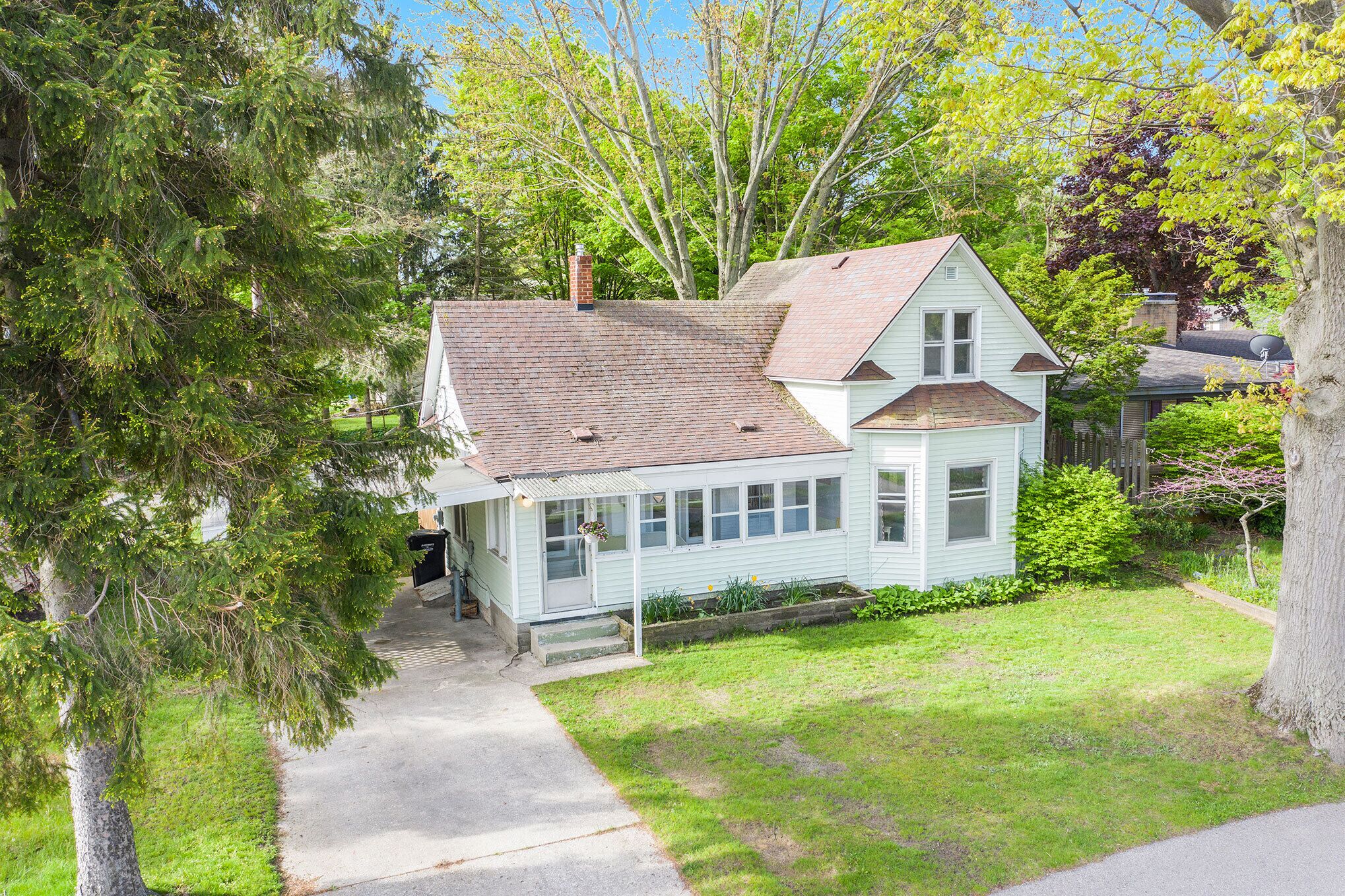 Adorable Lake Cottage with Views of Lake Macatawa