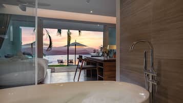 Grand Deluxe Pool Access Suite | Premium bedding, free minibar, in-room safe, desk