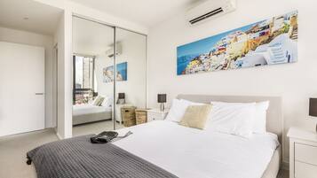 Superior Apartment, 2 Bedrooms | Iron/ironing board, free WiFi, bed sheets