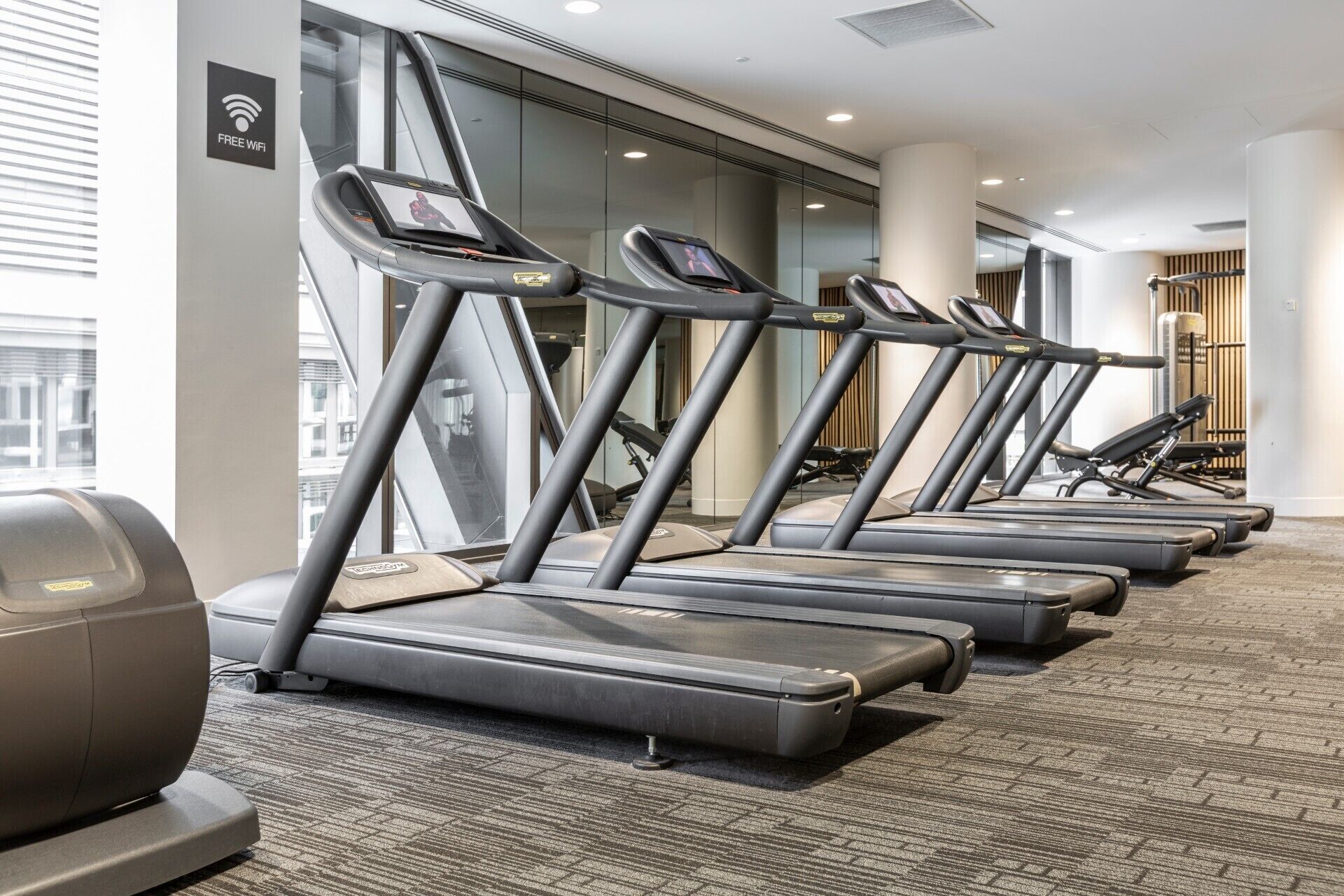 Kula Docklands — image 29