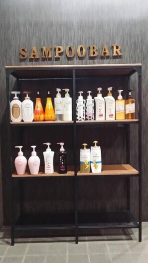 Bathroom amenities - Hotel Yumeya (Fukuoka)