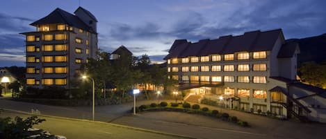 Front of property – evening/night