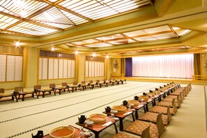 Ballroom - Komagatake Grand Hotel (Senboku)