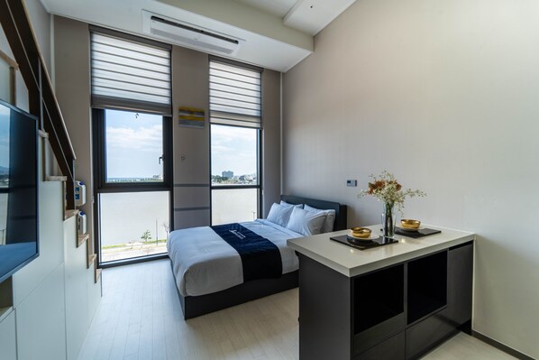 Duplex Double room, Lake view | 1 camera, postazione laptop, Wi-Fi gratuito, lenzuola