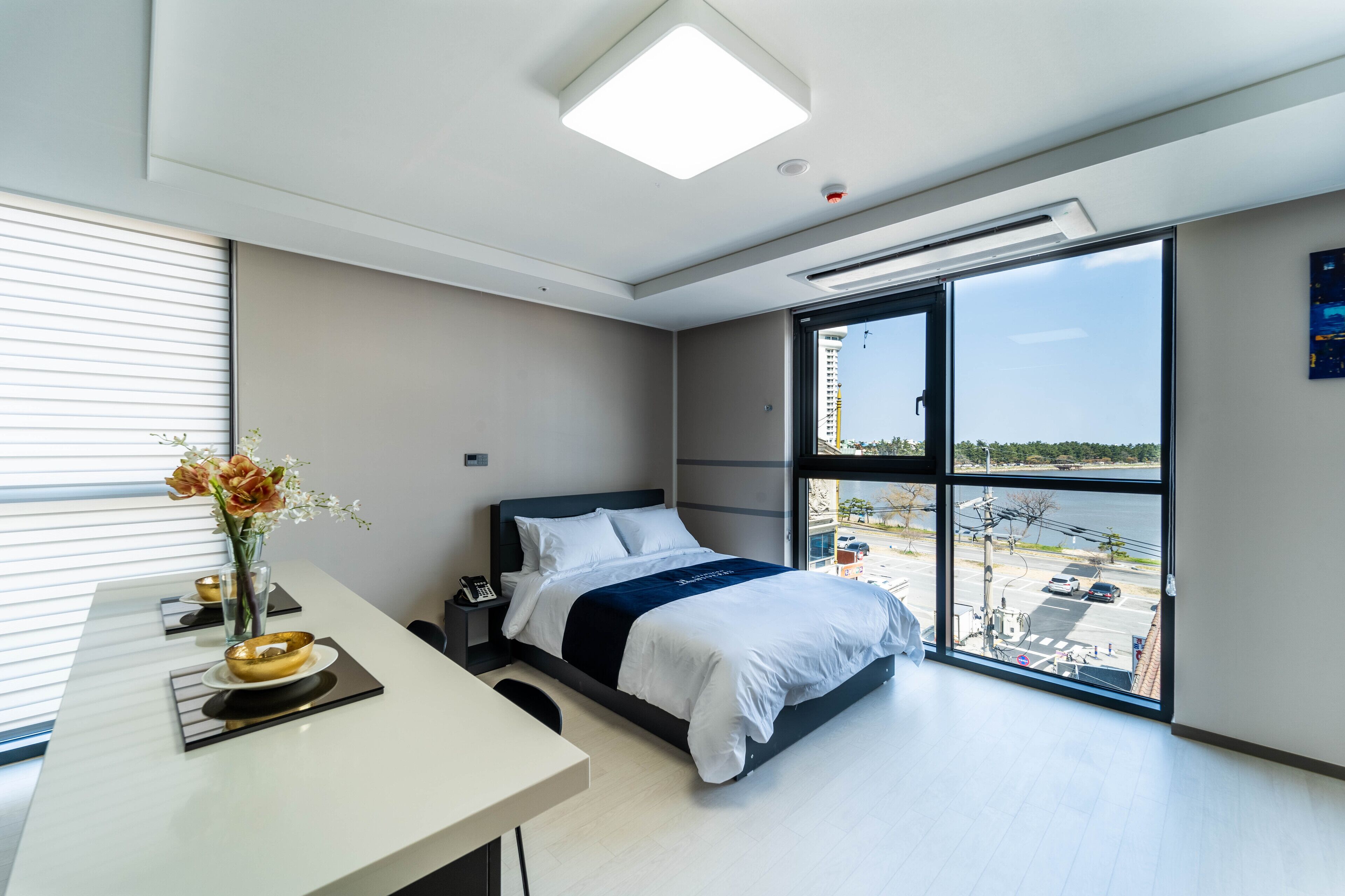 프리미어 더블룸, 호수 전망 | 객실에서 보이는 전망