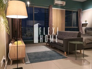 Studio (B1509) | Living room