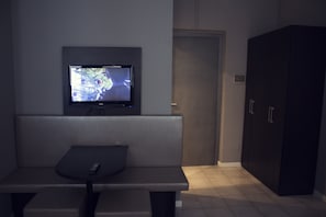 Hypo-allergenic bedding, free WiFi, bed sheets - New Generation Hostel Belgrade Center (Belgrade)