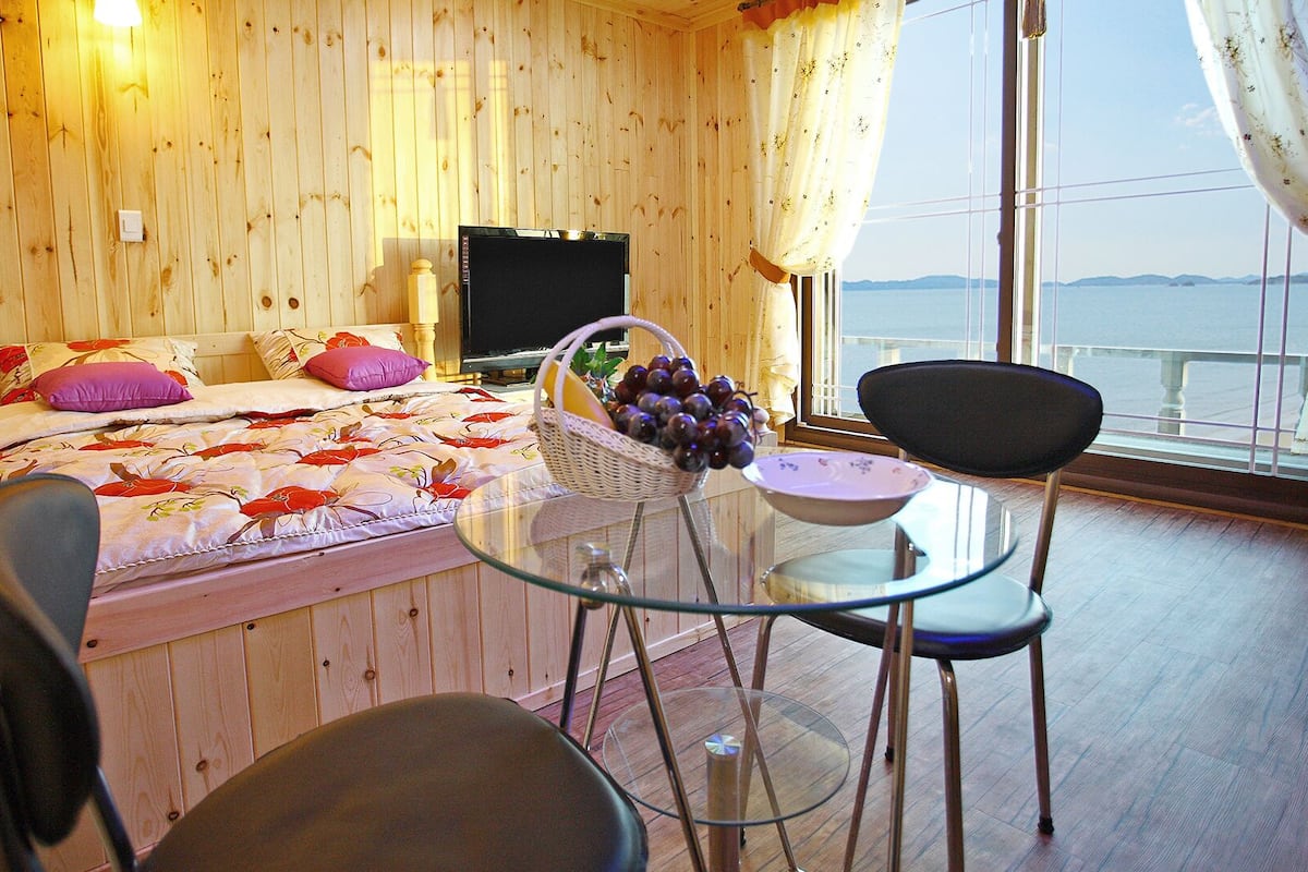 Chambre (Rose) | 1 chambre