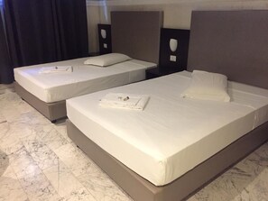 Free WiFi - New Generation Hostel Tirana Center (Tirana)