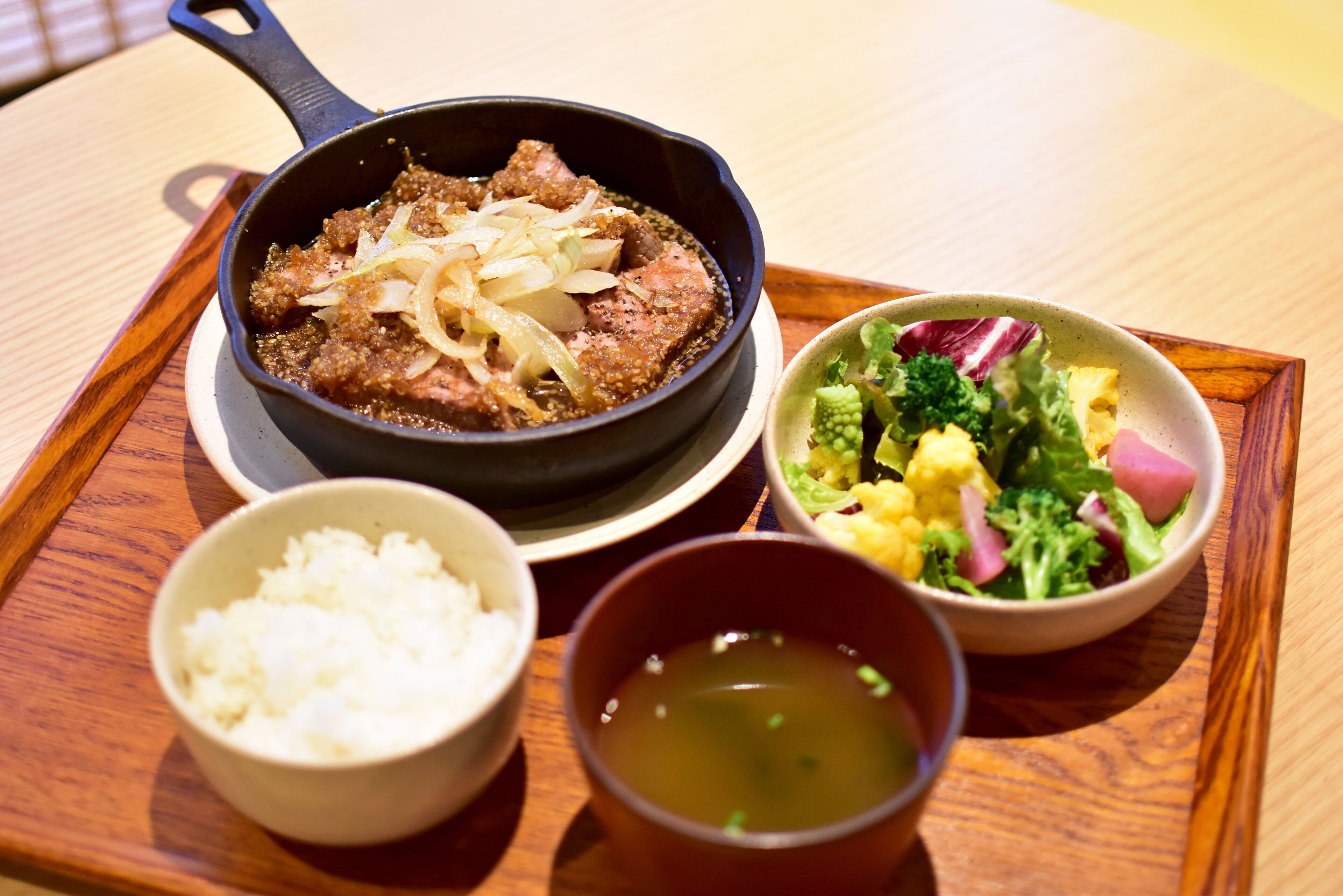 lunch and dinner served, japanese cuisine