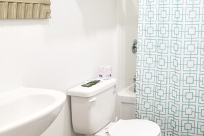 Bathroom - Hotel Kent Chatham (Chatham-Kent)