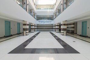 شرفة/رواق