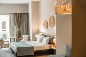 Suite Hadba View | ملاءات من القطن المصري وأغطية فراش متميزة وميني بار وخزنة داخل الغرفة