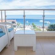Redcon Suites
