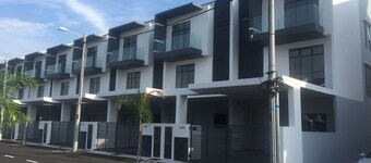 コタ ラクサマナ コンフォータブル クラウド バイ ステップ イン