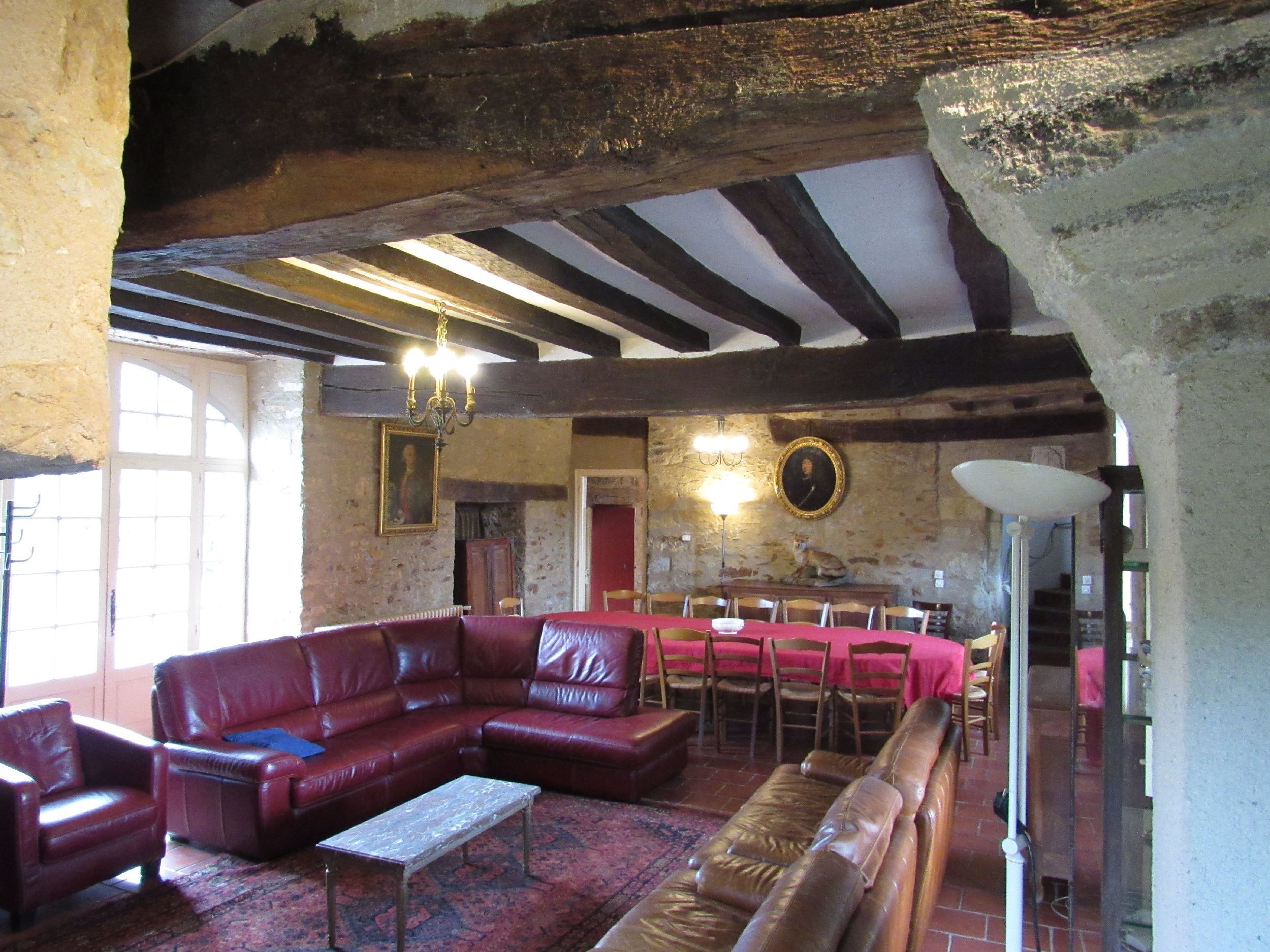 The Manoir de Beauregard, an authentic 15th century Angevin manor with swimming pool