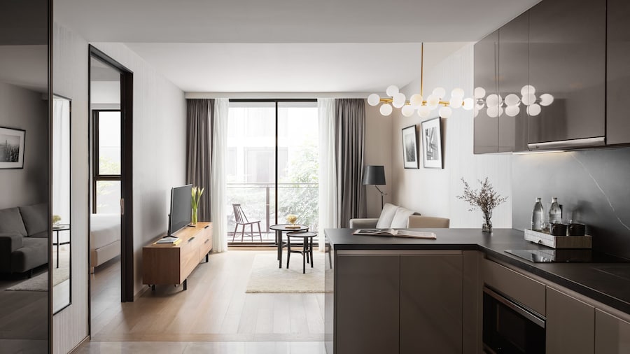 Walton Suites Sukhumvit