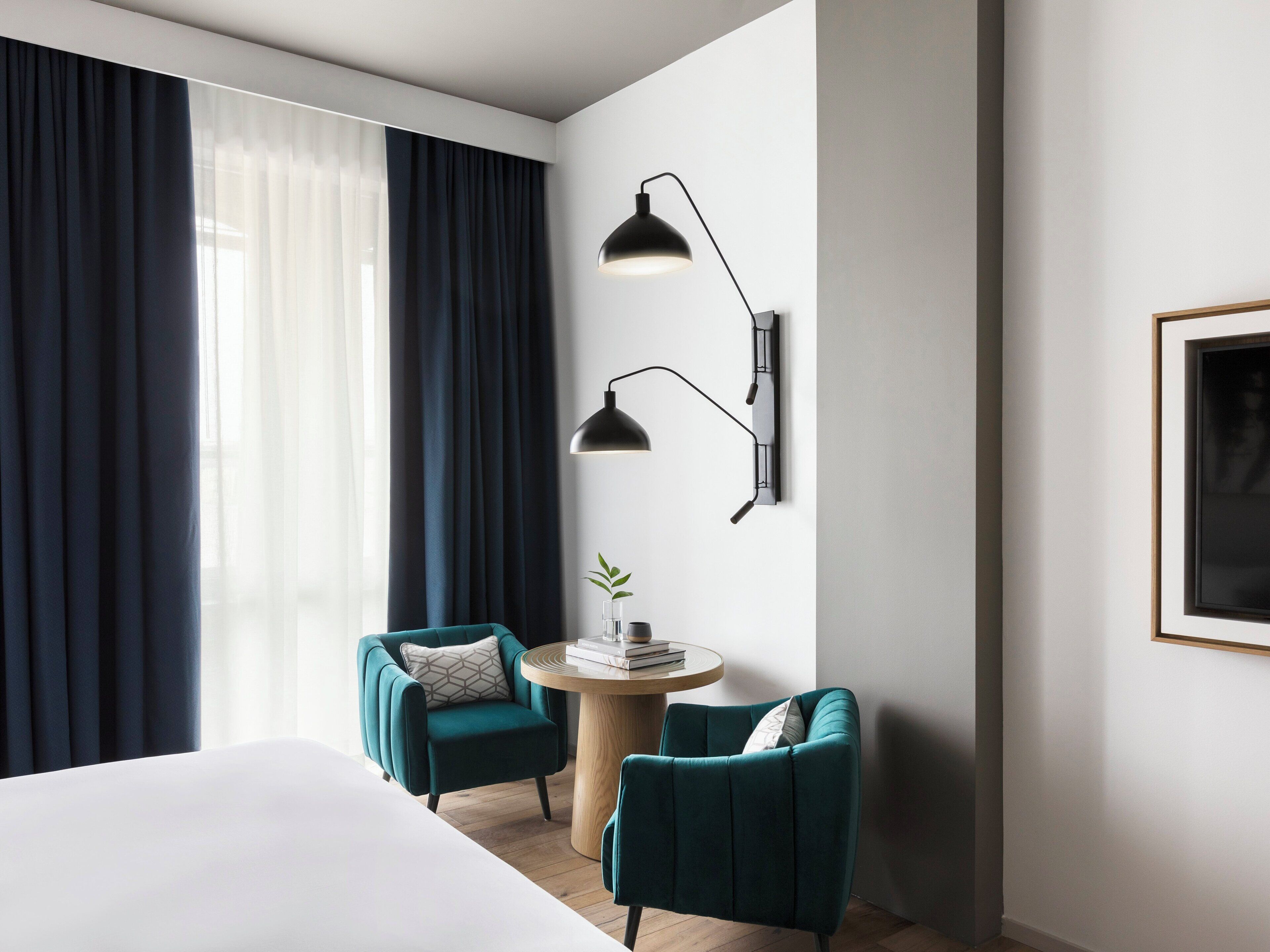 Seprai Frette Italia, seprai premium, minibar, dan brankas