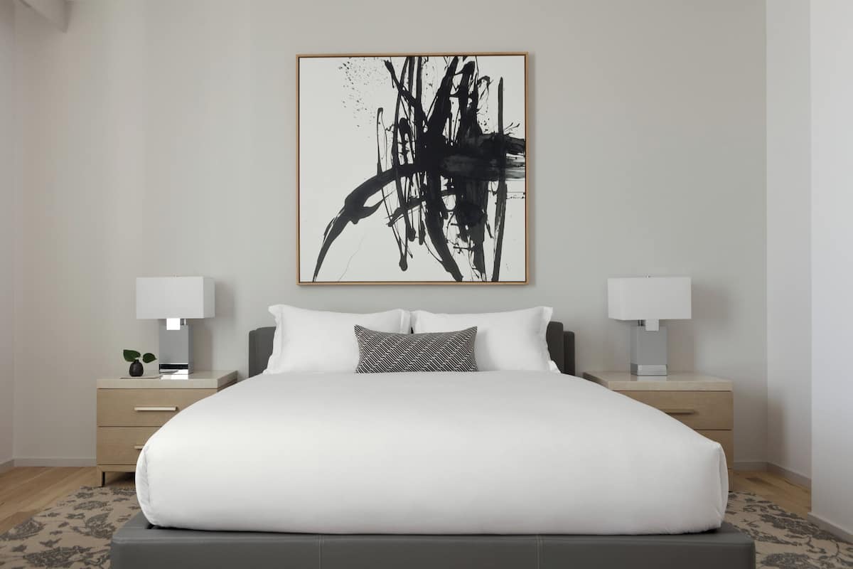 Frette Italian sheets, premium bedding, minibar, in-room safe