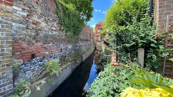 Enceinte de lâhĂ©bergement