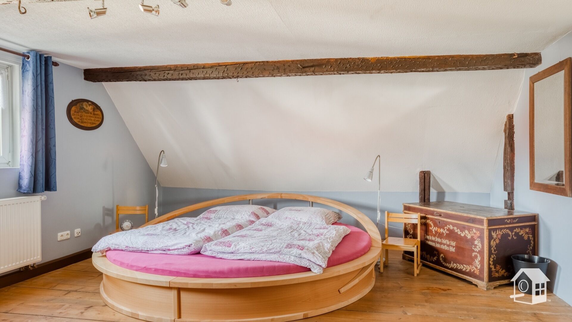 5 Schlafzimmer, Zimmersafe, Bügeleisen/Bügelbrett, kostenloses WLAN