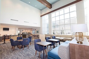 Lobby sitting area - Staybridge Suites Denver North - Thornton by IHG (Thornton)