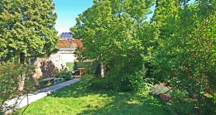 On the edge of the historic old town, vacation apartment right in the center - 01 Family