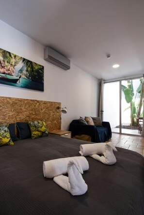 Familie studio (E1) | Luxe beddengoed, donsdekens, Select Comfort-bedden