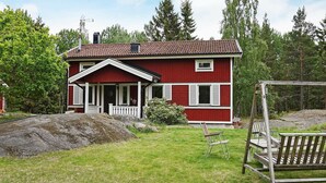 Exterior - 7 Person Holiday Home in Ljusterö (Ljustero)