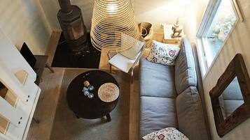 3 bedrooms, individually furnished