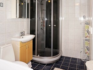 Shower - Holiday Home in Haverdal (Haverdal)
