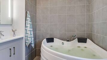 House | Spa treatment